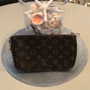 Auth Louis Vuitton